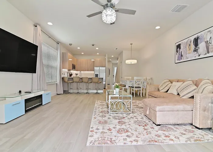 New Modern & Spacious Townhouse Near Disney - 4Br And 3Fb